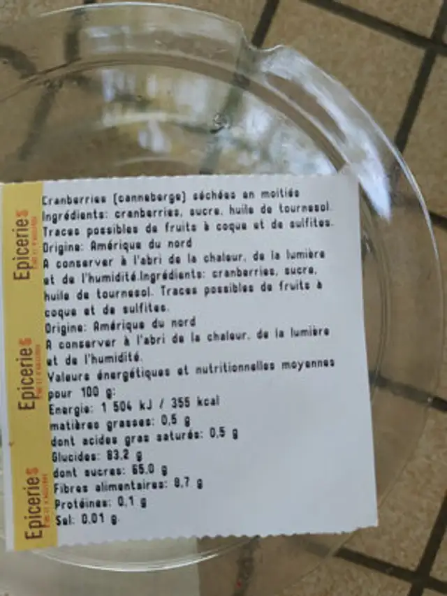 Cranberries séchées en moitiés ingredients label