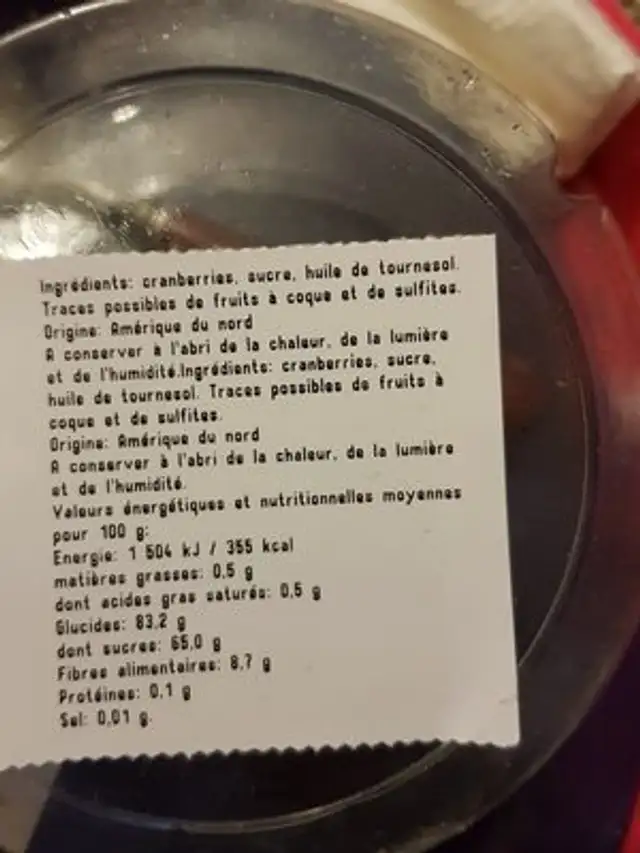 cranberries séchées en moitiés ingredients label