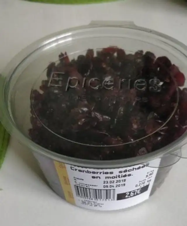 Cranberries sechees en moitiés