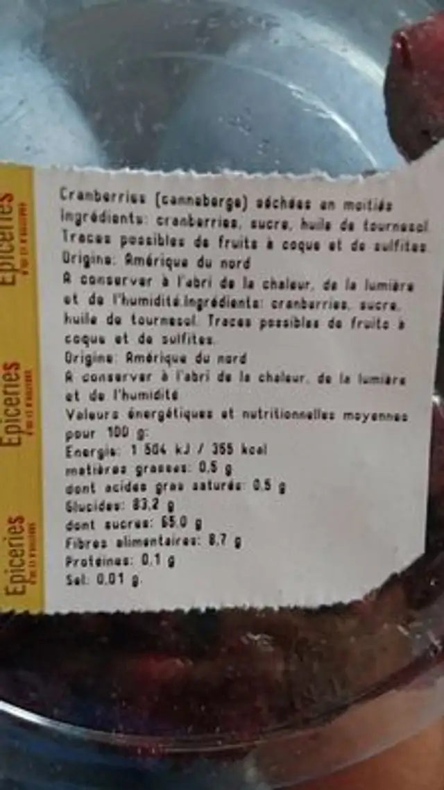 Cranberries séchées en moitie ingredients label