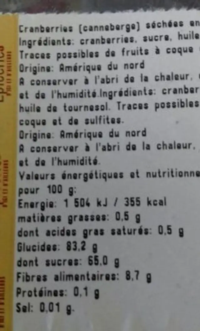 Cranberries séchées en moitiés nutrition facts table