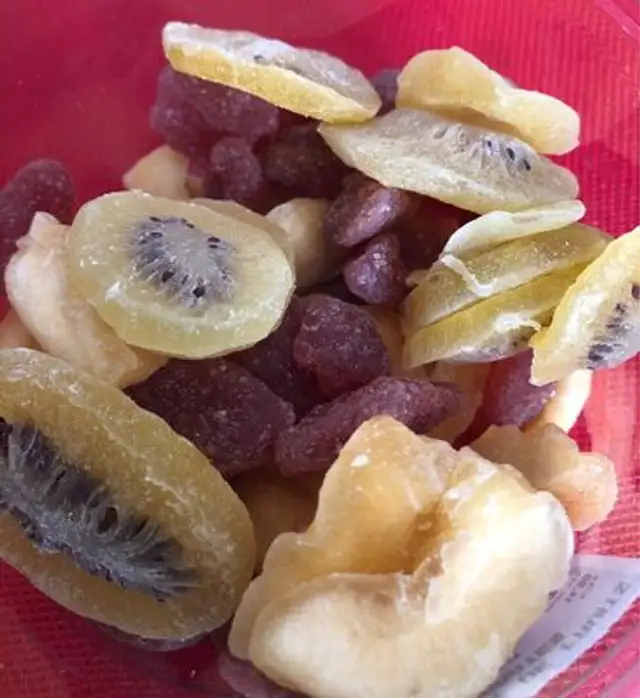 Assortiment de fruit deshydrates