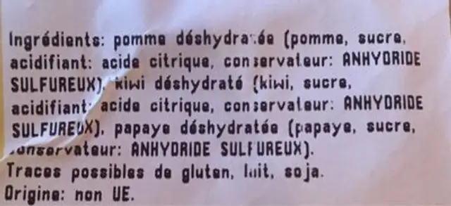 Assortiment fruits deshydrates ingredients label