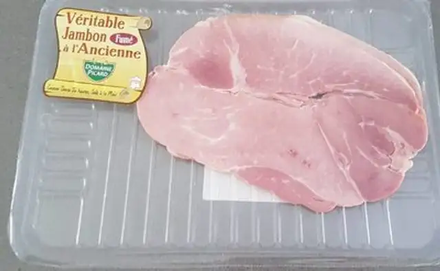 Véritable jambon fumé à l'ancienne