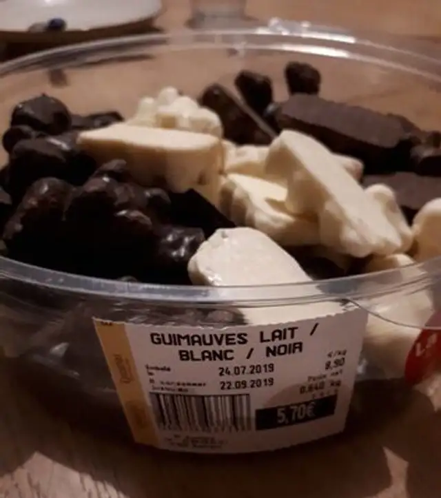 Guimauves lait / noir / blanc