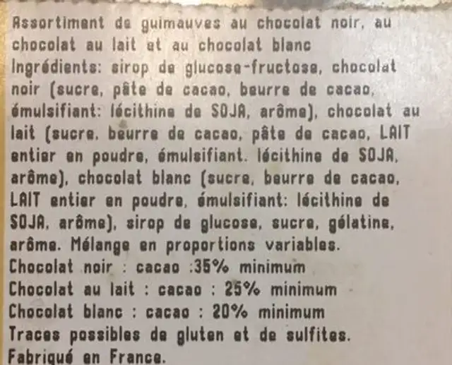 Assortiment de guimauves au chocolat noir, au choc ingredients label
