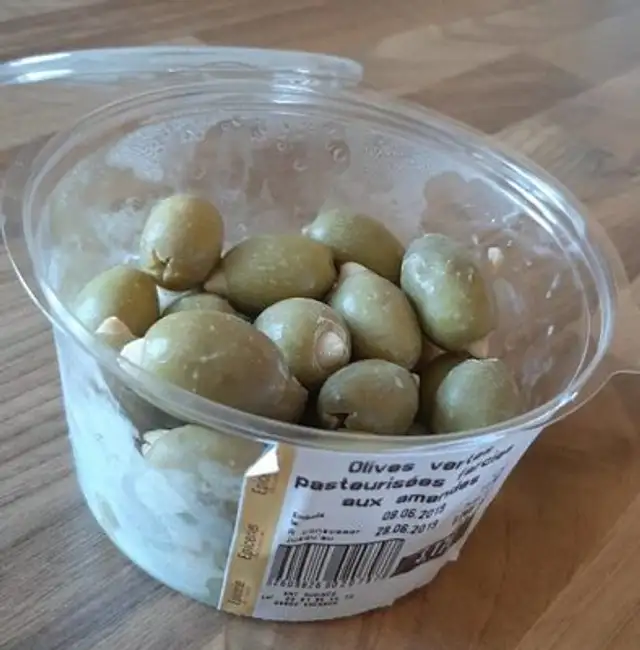 Olives vertes pasteurisées farcies aux amandes