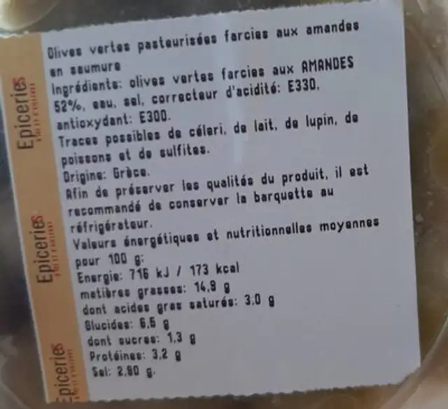 Olives vertes pasteurisées farcies aux amandes nutrition facts table