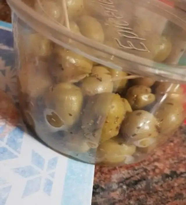 Olives aux herbes de Provence
