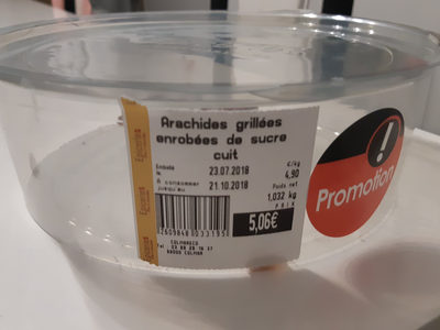 Arachides grillées enrobées de sucre cuit