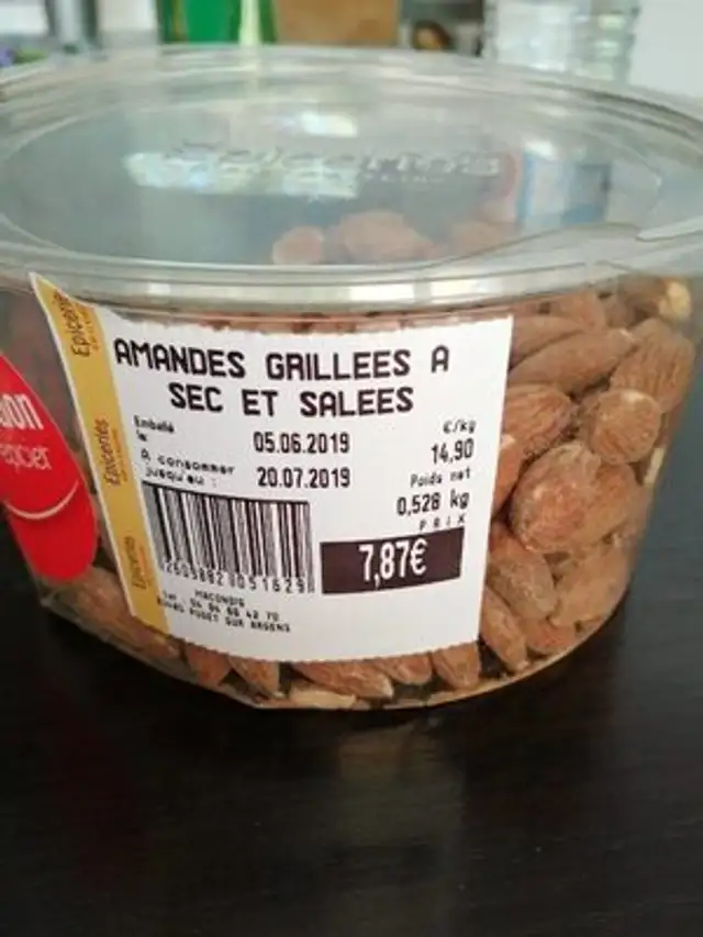 Amandes grillées à sec et salées