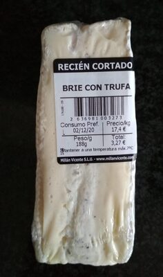 Queso brie con trufa front packaging