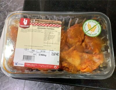 Alas partidas de pollo adobadas paprika front packaging