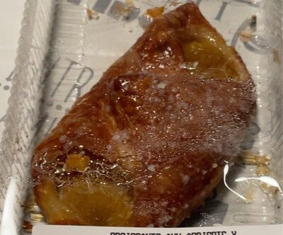 Croissant aux abricots front packaging