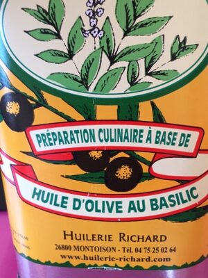 Huile d'olive au basilic