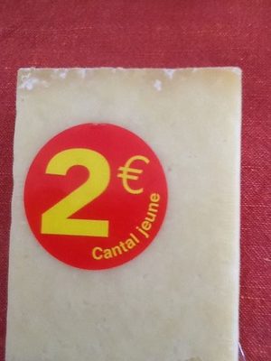 Cantal Jeune Au Lait De Vache Pasteurisé front packaging