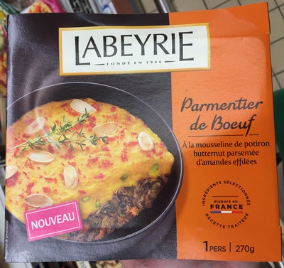 Parmentier de Bœuf (À la mousseline de potiron butternut parsemée d'amandes effilées)