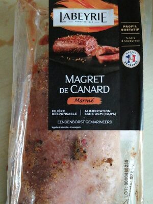 Magret de canard mariné aux 3 poivres