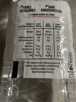 Volvic zest saveur fraise nutrition facts table