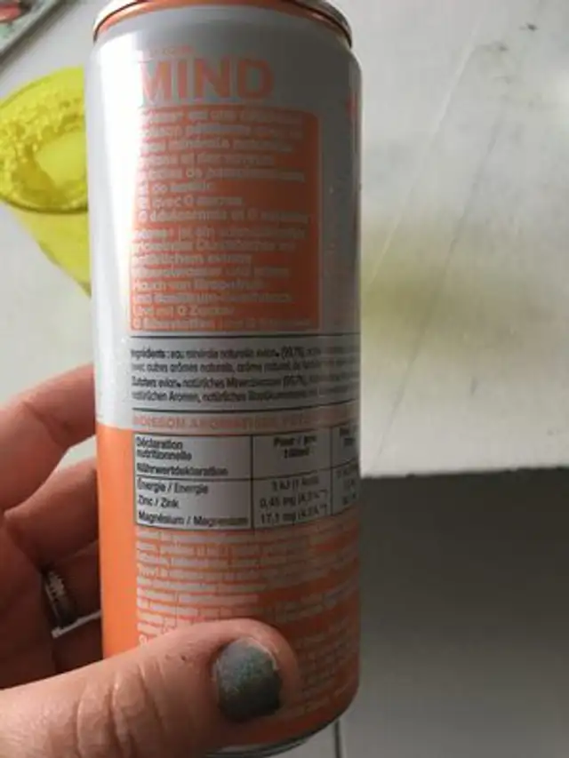 Evian+ Grapefruit & Basil 33cl ALU ingredients label