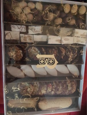 Coffret gourmand de Noël front packaging