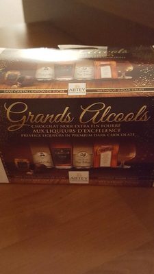 Chocolats noirs fourrés alcool