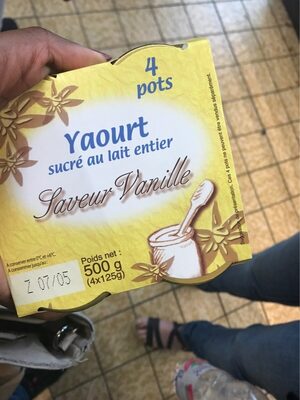 Yaourt au Lait Entier Saveur Vanille front packaging