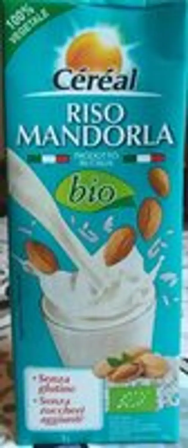 Bevanda a base di riso e mandorla