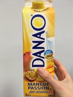 Boisson Pasteurisé Réfrigéré Au Jus De Fruits&lait Mange, Passion Danao, Brique De