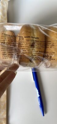 10 Beignets parfum Chocolat - Noisette nutrition facts table