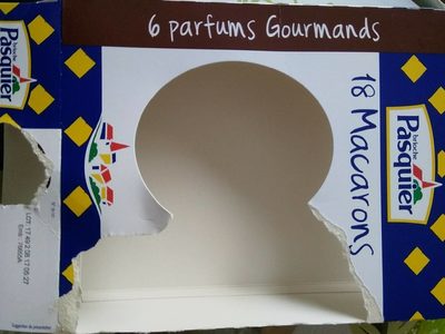 Macarons front packaging