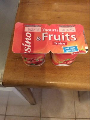 Yaourt à la fraise avec morceaux nutrition facts table