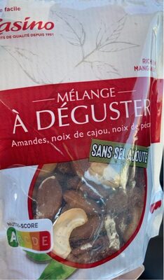 Melange a deguster Amandes, noix de cajou, noix de pécan