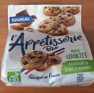 Petits cookies chocolat et éclats d'amandes front packaging