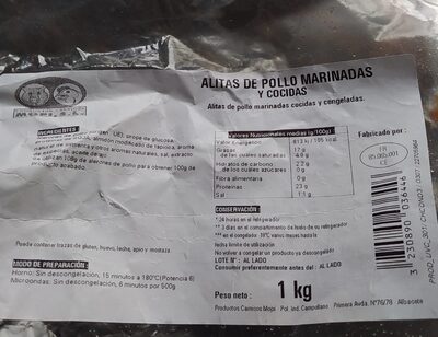 Alitas de pollo marinadas y cocidas