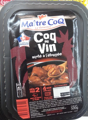 Coq au vin mijoté à l'étouffée