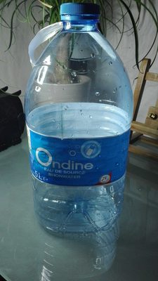 Eau de Source front packaging