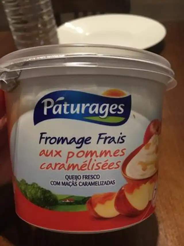 Fromage Frais aux pommes caramélisées ingredients label