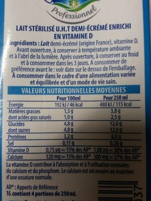 Lait Demi-écrémé Lactel, 6x1l nutrition facts table