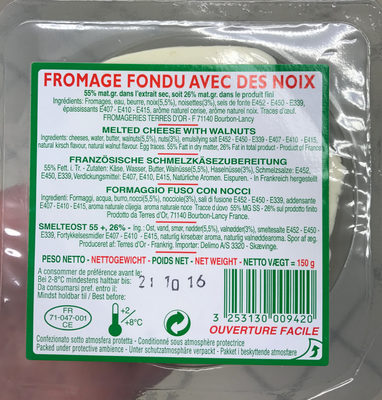 Fromage fondu avec des noix front packaging