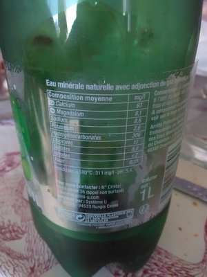 Eau minérale naturelle extra petillante