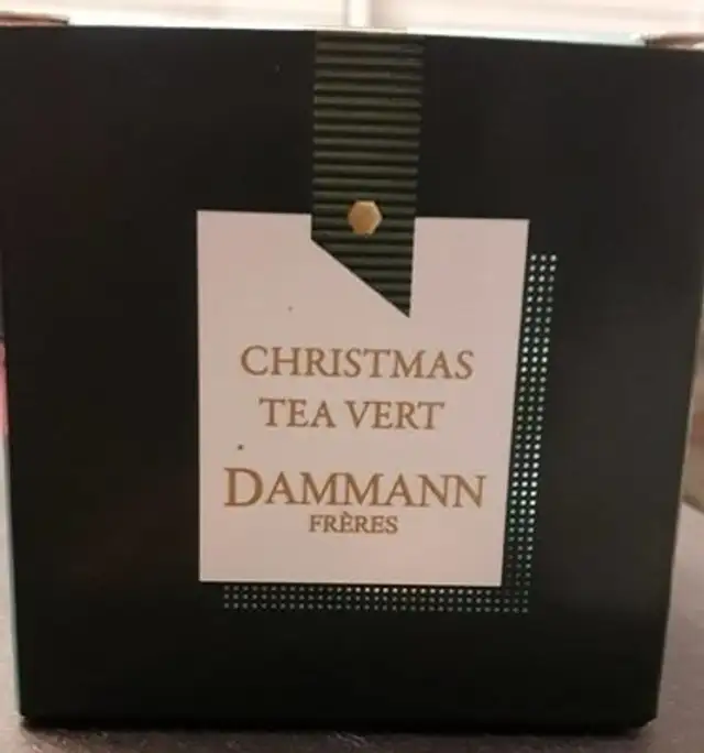 Thé Christmas tea vert front packaging