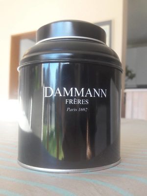 Thé noir breakfast front packaging