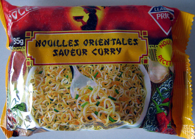Nouilles orientales saveur curry - 85 g - Leader Price