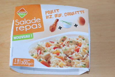 Poulet, riz, œuf, ciboulette