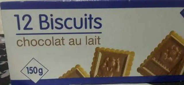 12 Biscuits Chocolat au Lait front packaging