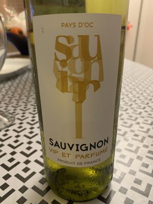 Sauvignon front packaging