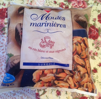 Moules marinières au vin blanc et aux oignons