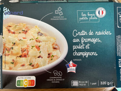 Gratin de ravioles aux fromages, poulet et champignons