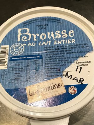 Brousse au lait entier front packaging